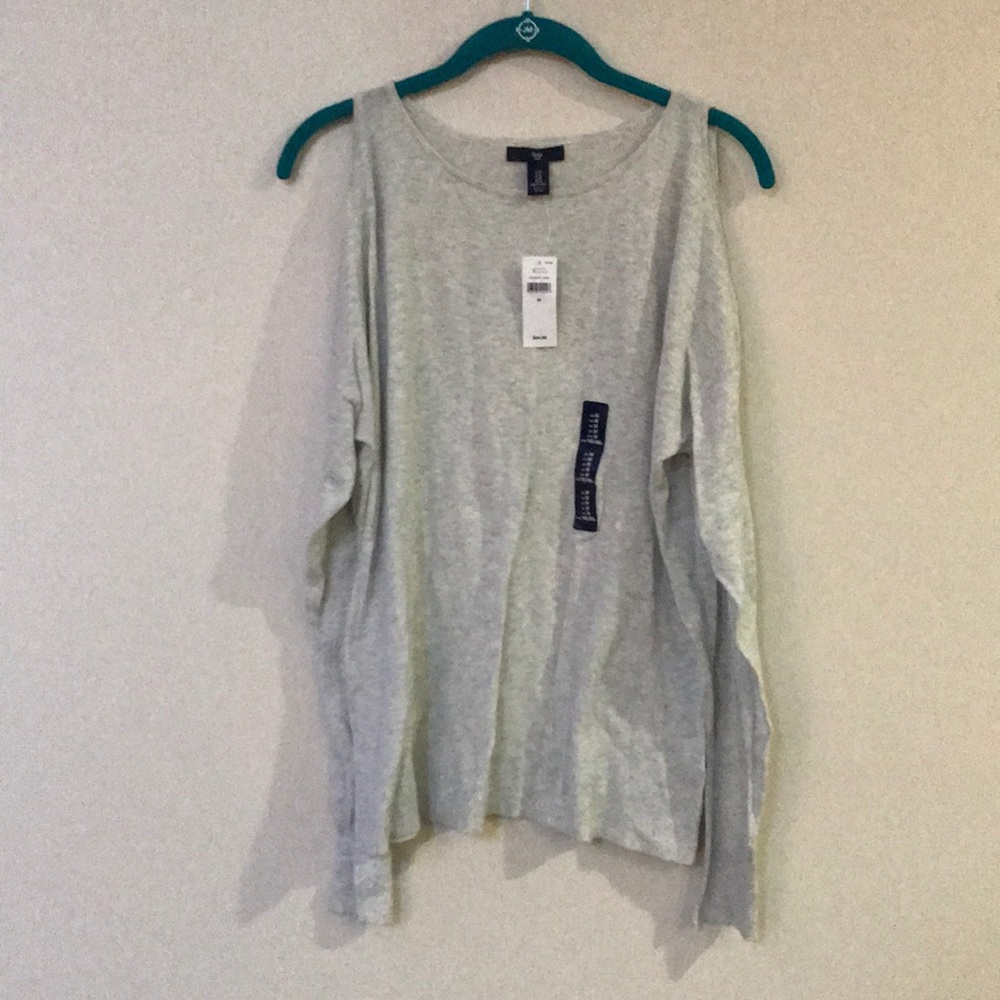 Cold shoulder top